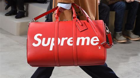 how to spot fake supreme sling bag|how to spot a genuine supreme.